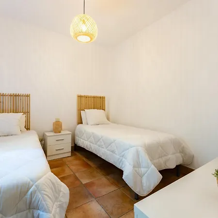 Ct 349 - Faro's Stupa Hills - Apartamento *